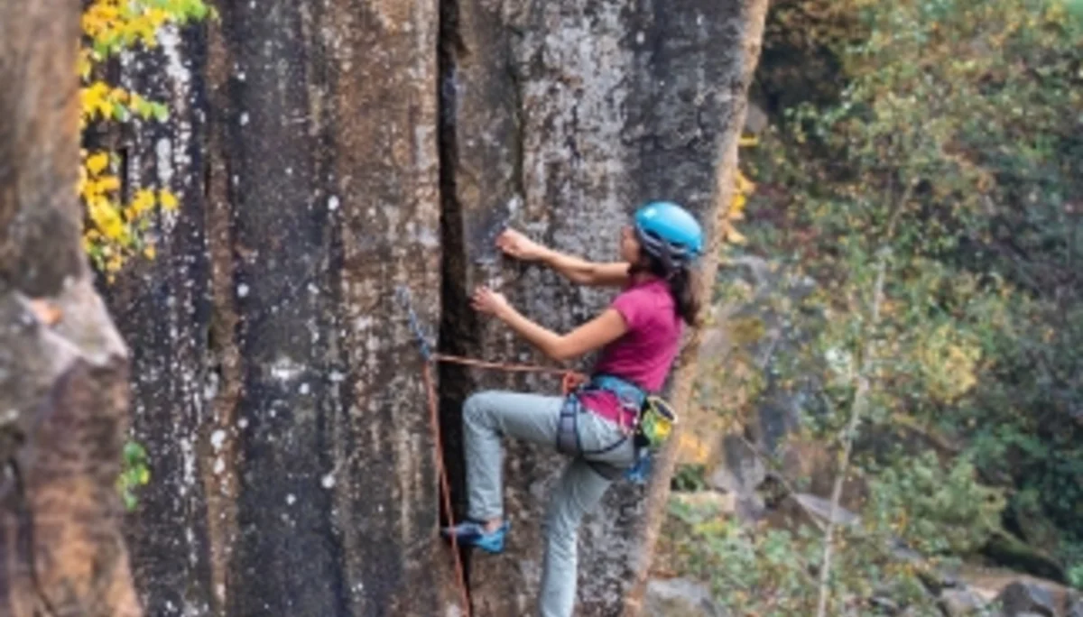Neuer Kletterführer Odenwald mit Topo Bessenbach | © Panico