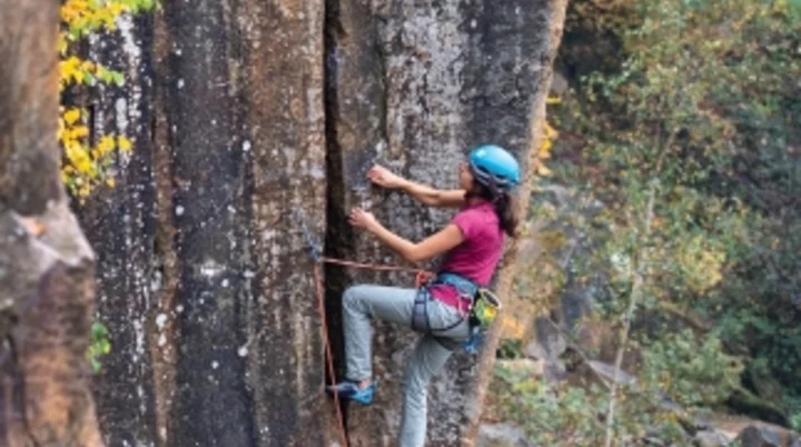 Neuer Kletterführer Odenwald mit Topo Bessenbach | © Panico