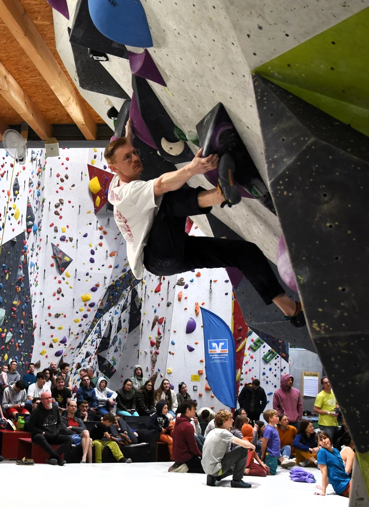 Boulderer beim Wettkampf | © DAV AB