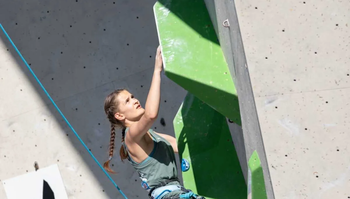 Rosalie Schaupert  beim klettern  | © Jakob Mehltretter 