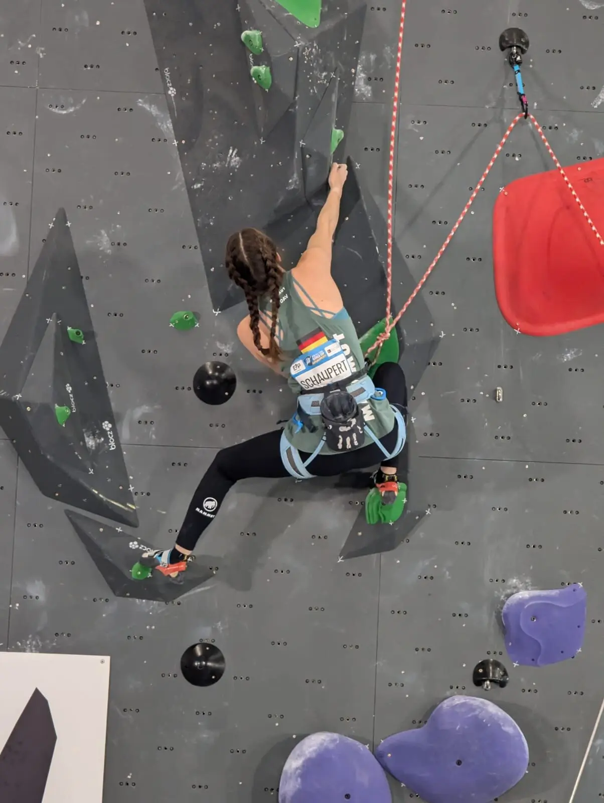 Rosalie Schaupert  klettert in in  Salt Lake City | © Slobodan Misčović (IFSC)