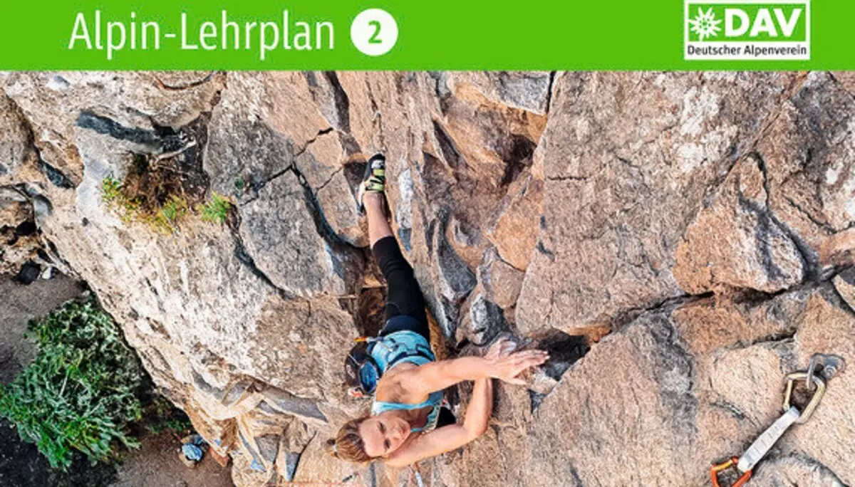 Buch Alpiner Lehrplan | © Rother Verlag