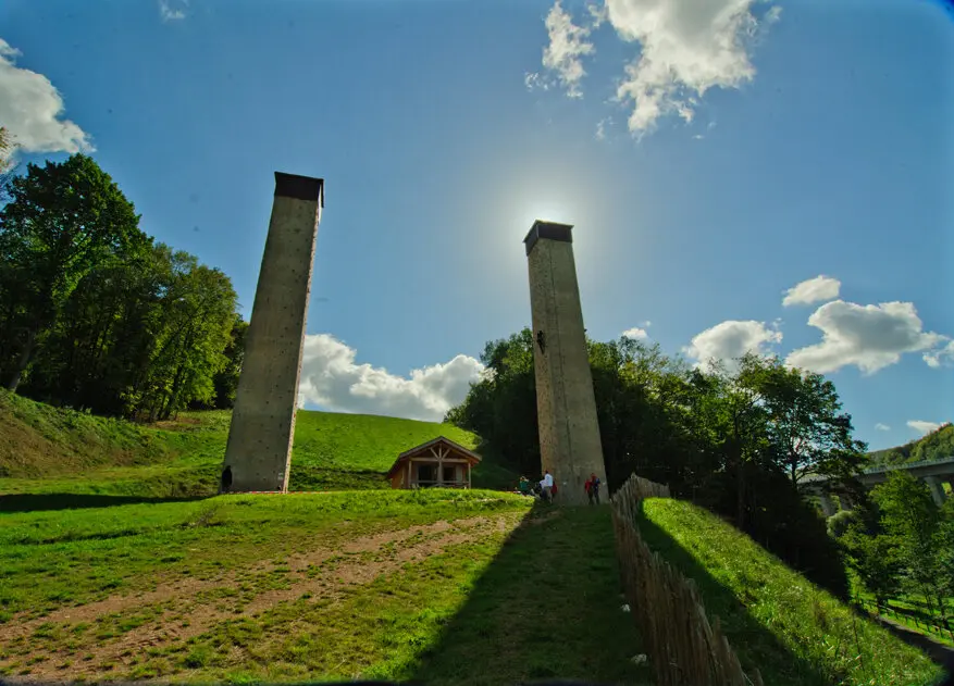 Kletterpfeiler in Waldaschaff  | © Max Serg