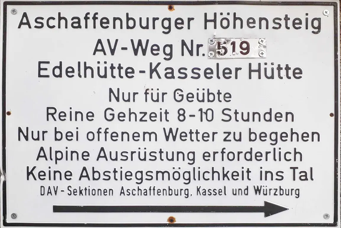 Schild des Aschaffenburger Höhensteigs | © DAV Aschaffenburg